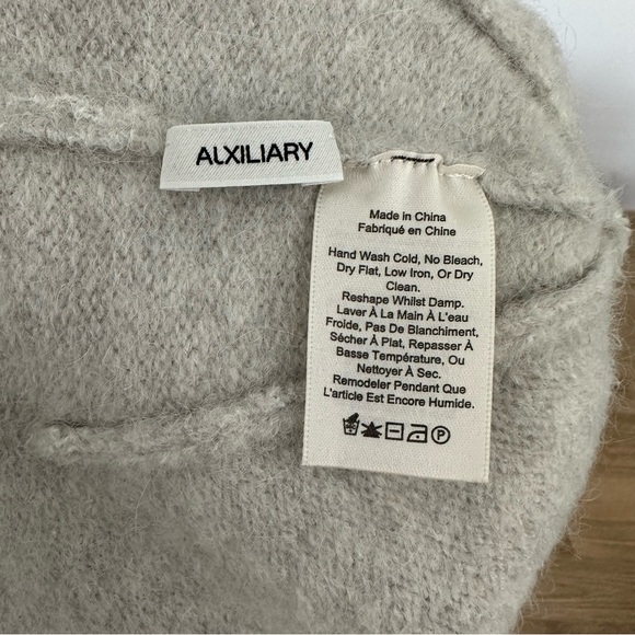 Aritzia Auxiliary Alpaca-blend hat - Picture 3 of 4